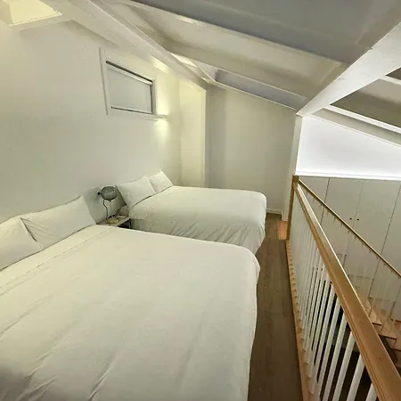 Plaza Loft L4 By Urent * Padrón